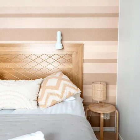 Appartement 2ndhomes Bright By The Esplanade Park Helsinki